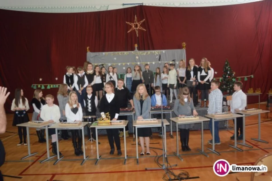 Przegląd Szkolnych Zespołów Muzycznych w ZSTI - zdjęcie 4