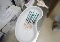 Politycy zgodni, że najważniejsze osoby w państwie powinny się zaszczepić - zdjęcie główne