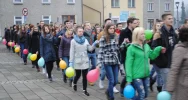 Maturzyści tańczyli na rynku - zdjęcie 3
