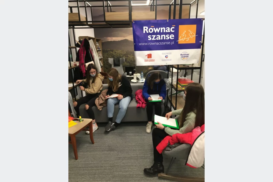 „Sięgać po marzenia. Siła motywacji w życiu młodego człowieka’’ – zadanie dofinansowane z programu ,,Równać szanse” realizuje MBP w Limanowej - zdjęcie 2