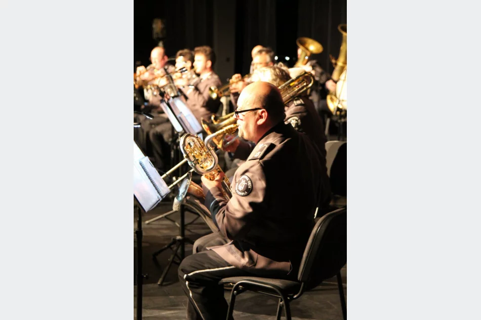 "Polegli na polu chwały" - koncertem uczczono pamięć Żołnierzy Wyklętych - zdjęcie 11