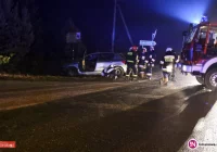 Peugeot wywrócił się na dach - zdjęcie główne