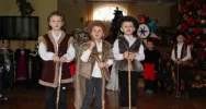 Przedszkolaki z kolędową wizytą w DPS - zdjęcie 2