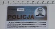 Chciał udawać policjanta i dziennikarza. Za podrobienie legitymacji grozi mu więzienie - zdjęcie 2