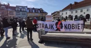 Protest KOD i Strajku Kobiet w Limanowej - zapis transmisji na żywo - zdjęcie 2