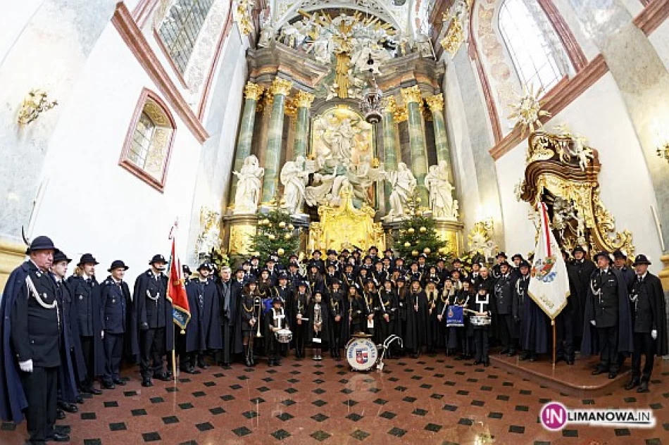 Strażacy kolędowali na Jasnej Górze - zdjęcie 3