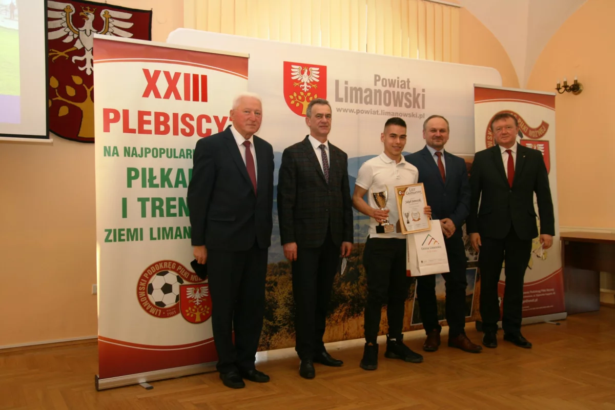 Stanisław Strug: „Na przekór pandemii świat piłki nożnej nie poddał się”