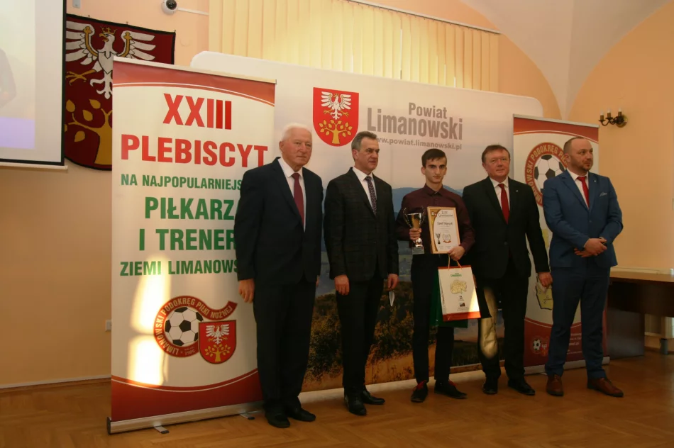 Stanisław Strug: „Na przekór pandemii świat piłki nożnej nie poddał się” - zdjęcie 5