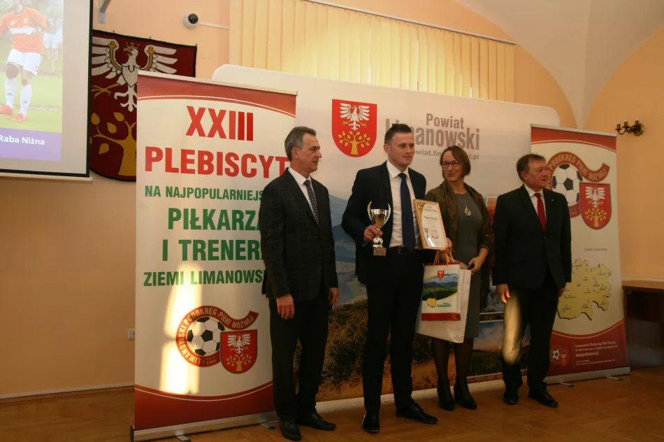 Stanisław Strug: „Na przekór pandemii świat piłki nożnej nie poddał się” - zdjęcie 6