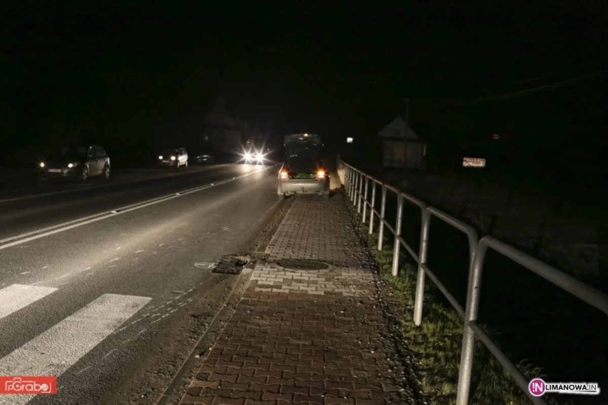 Samochód potrącił kobietę na nieoświetlonym przejściu