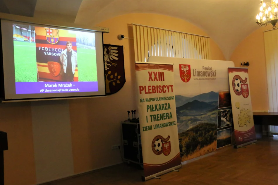 Piłkarze z klubów sportowych z miasta Limanowa nagrodzeni w Plebiscycie Podokręgu Piłki Nożnej - zdjęcie 14