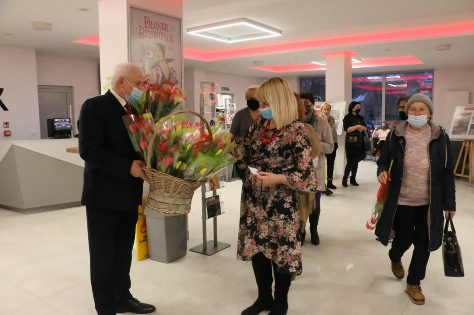 Koncert Łukasza Jemioły z okazji Dnia Kobiet - zdjęcie 11