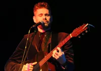 Utalentowany artysta wprowadził panie w wyjątkowy muzyczny nastrój - zdjęcie główne