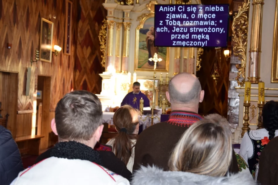 Zagórzańska Msza okazją do świętowania jubileuszu. "Złote gody"... zespołu regionalnego - zdjęcie 7