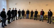 Firma przekazała nowoczesne stroje bojowe i hełmy dla jednostki OSP - zdjęcie 5