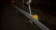 Wiatr powalił drzewa. Część miejscowości bez prądu - zdjęcie 2