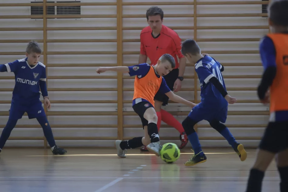 Znany polski trener w Tymbarku. Sprawił wielką radość młodym zawodnikom - zdjęcie 3