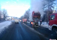 Płonęły śmieci w śmieciarce - zdjęcie główne