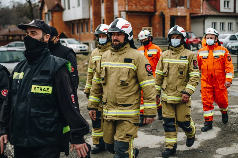 Nowe pojazdy dla jednostki oficjalnie przekazane - zdjęcie 2