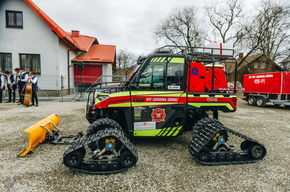 Nowe pojazdy dla jednostki oficjalnie przekazane - zdjęcie 6