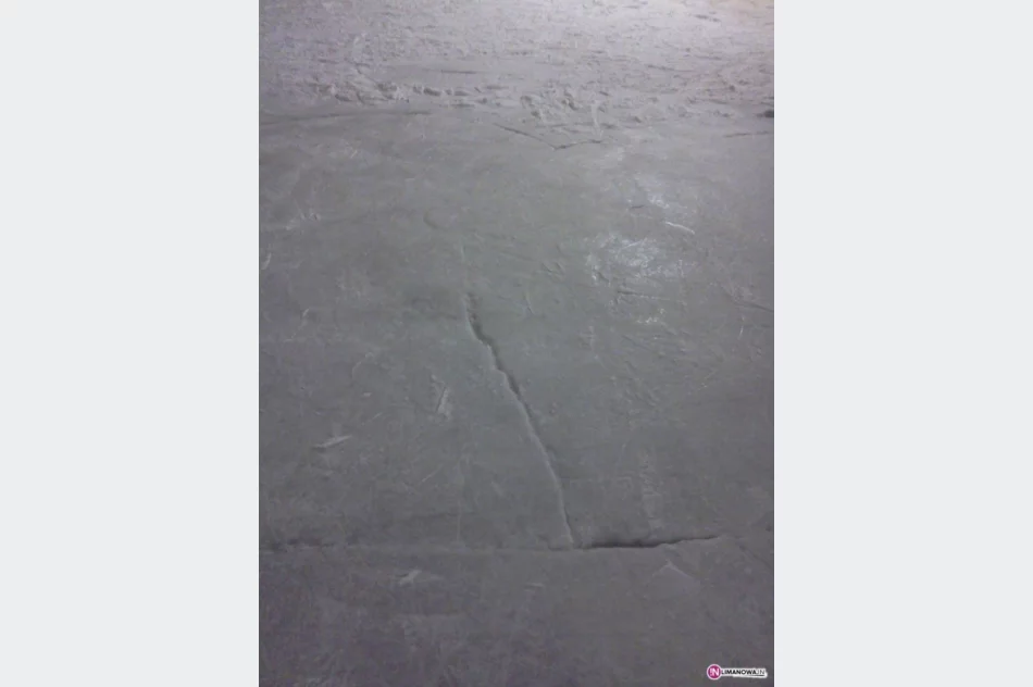 Fotointerwencja: czy to jeszcze lodowisko? - zdjęcie 3