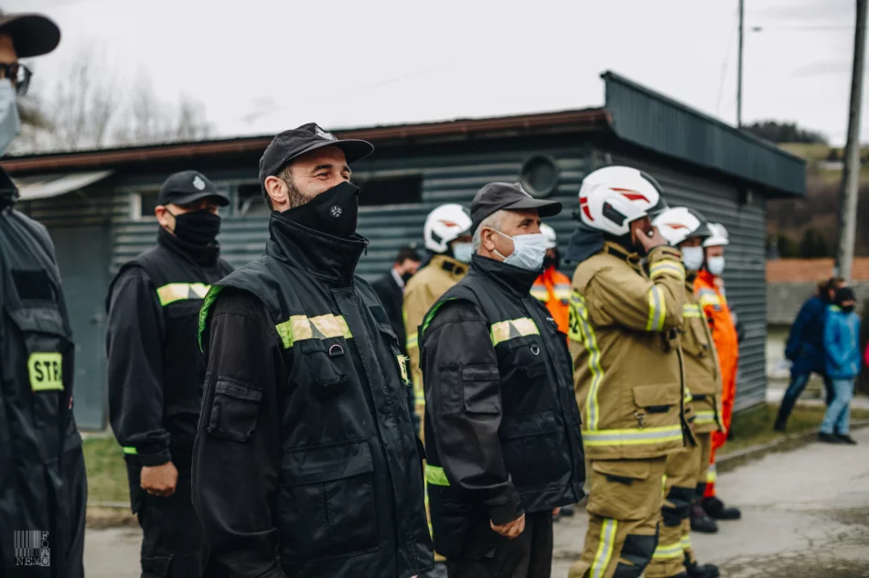 Nowe pojazdy dla jednostki oficjalnie przekazane - zdjęcie 10
