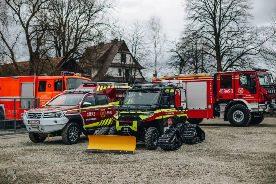 Nowe pojazdy dla jednostki oficjalnie przekazane - zdjęcie 20