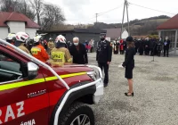 Oficjalne przekazanie i poświęcenie nowych pojazdów OSP w Łososinie Górnej - zdjęcie główne