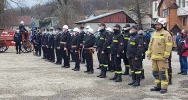 Oficjalne przekazanie i poświęcenie nowych pojazdów OSP w Łososinie Górnej - zdjęcie 5