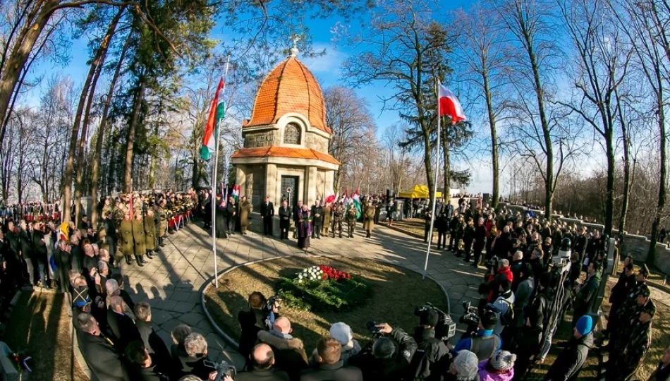 Wicepremiera nie było, dlaczego? MON milczy, a wojewoda mówi, że był - zdjęcie 1