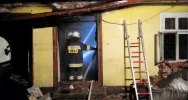 Nocny pożar budynku - zdjęcie 4