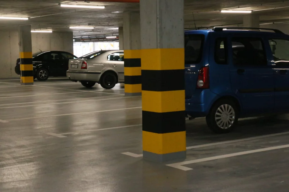 Nowy parking po raz pierwszy wypełnił się pojazdami - zdjęcie 6