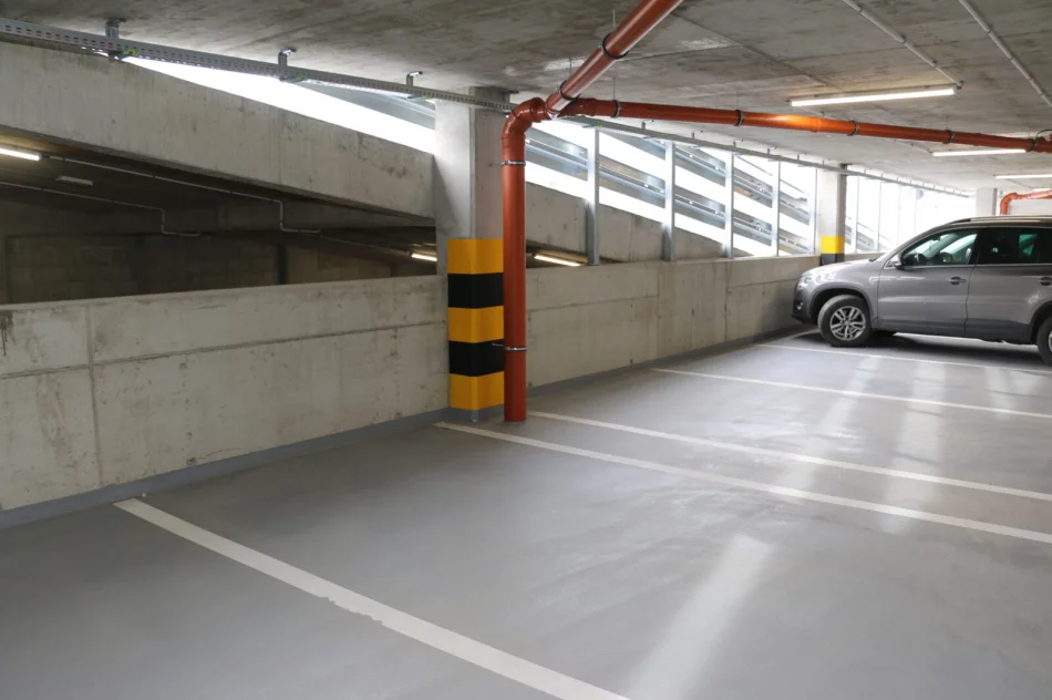 Nowy parking po raz pierwszy wypełnił się pojazdami - zdjęcie 16