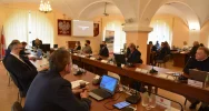 Radni procedowali nad bieżącymi sprawami powiatu - zdjęcie 4