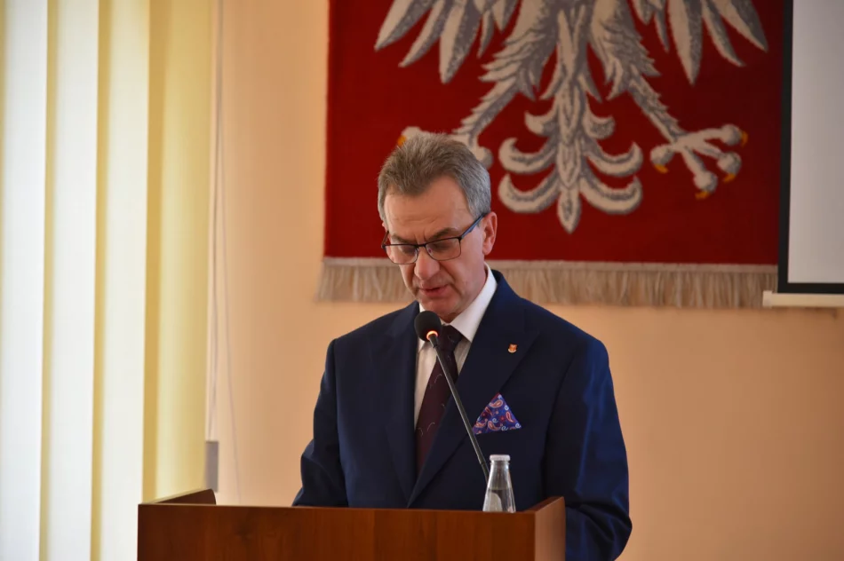 Radni procedowali nad bieżącymi sprawami powiatu - zdjęcie 5