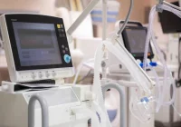 Od soboty "czerwona strefa" w Polsce.  Komunikat Ministerstwa Zdrowia. ​WHO zaleca szczepionki AstraZeneca  - zdjęcie główne