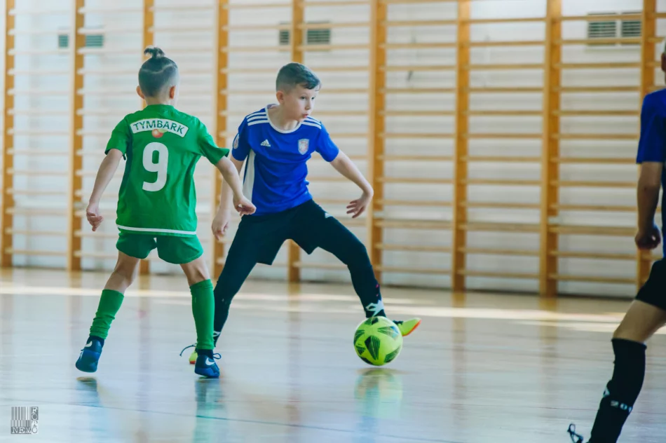 Turniej charytatywny w Tymbarku dla Marcinka Sporka. Wizyta znanego trenera Franciszka Smudy. - zdjęcie 4