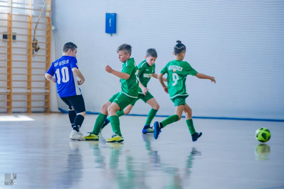 Turniej charytatywny w Tymbarku dla Marcinka Sporka. Wizyta znanego trenera Franciszka Smudy. - zdjęcie 18