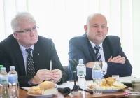 Radni podnieśli pensję staroście, łączne wynagrodzenie 12 860 zł miesięcznie - zdjęcie główne