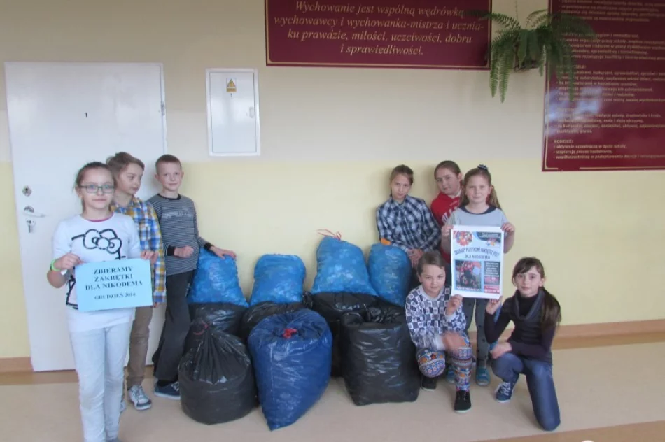 Świąteczne pomaganie w Szkole Podstawowej w Świdniku - zdjęcie 3