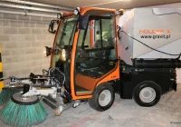 Miasto zaprezentowało maszynę komunalną - czteroletni pojazd za blisko 290 tys. zł - zdjęcie główne