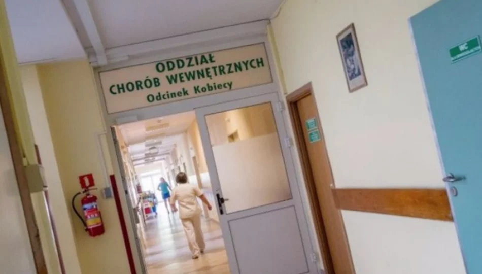 Ograniczenie planowanych zabiegów chirurgii urazowej i miejsc na internie. Powiększa się baza dla pacjentów COVID-19 - zdjęcie 1