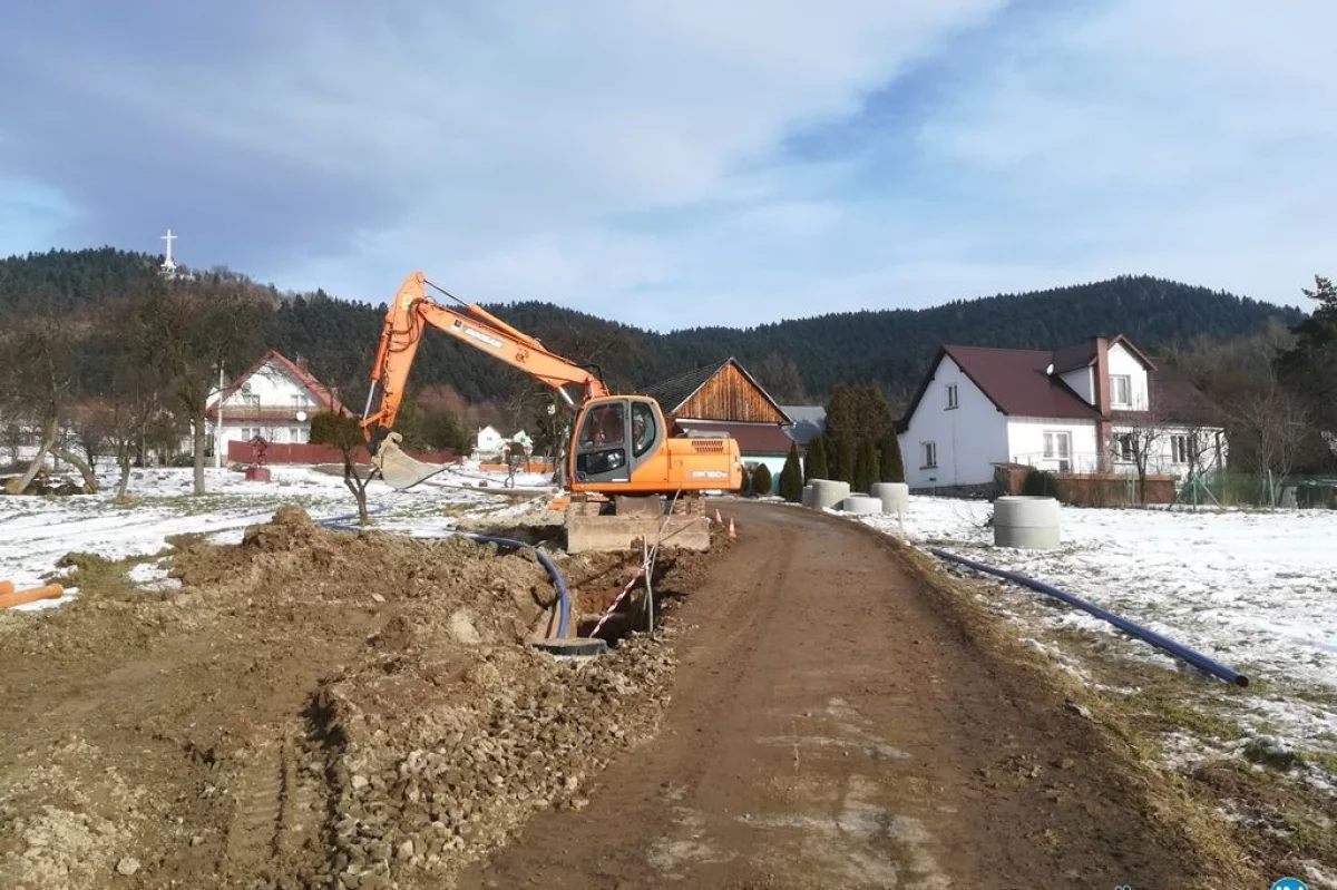 Z rozbudową sieci miasto czeka na nabory. Radny: w mieście nadal ponad 400 budynków bez kanalizacji