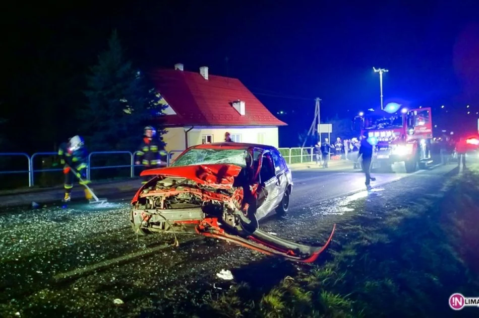 Zderzenie mazdy z bmw na 'krajówce'. Jedna osoba trafiła do szpitala - zdjęcie 4