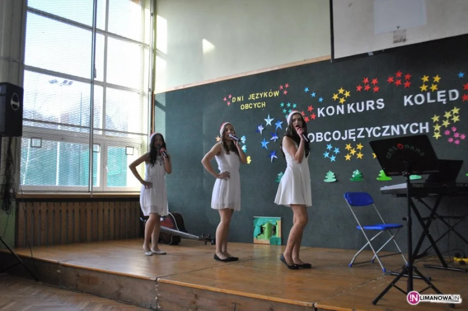 Kolędowali w różnych językach - zdjęcie 3