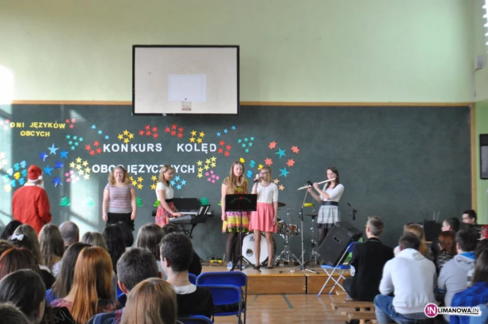 Kolędowali w różnych językach - zdjęcie 4