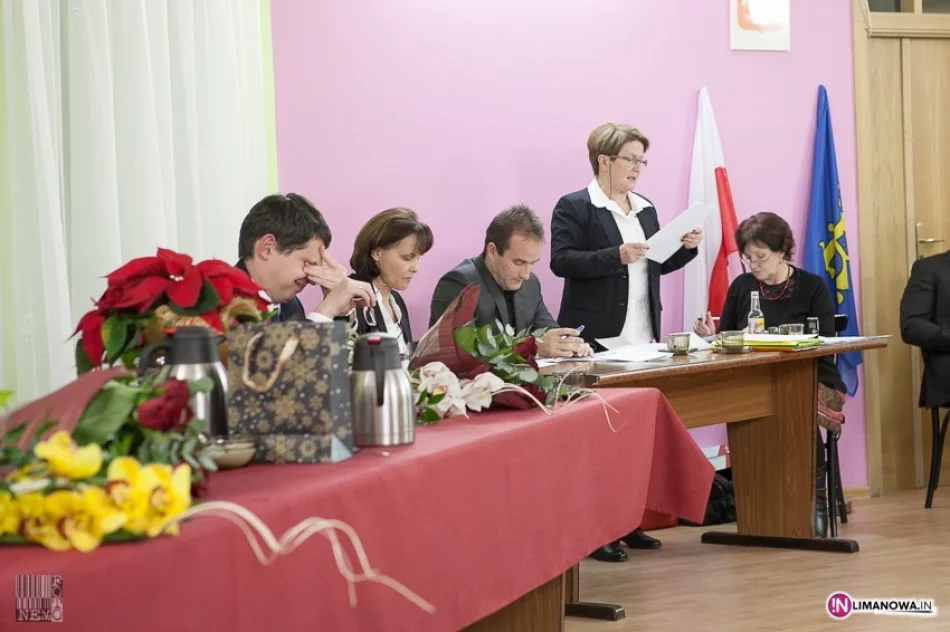 Paweł Ptaszek po ślubowaniu, ale z niskimi jak na wójta zarobkami - zdjęcie 2