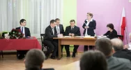 Paweł Ptaszek po ślubowaniu, ale z niskimi jak na wójta zarobkami - zdjęcie 4