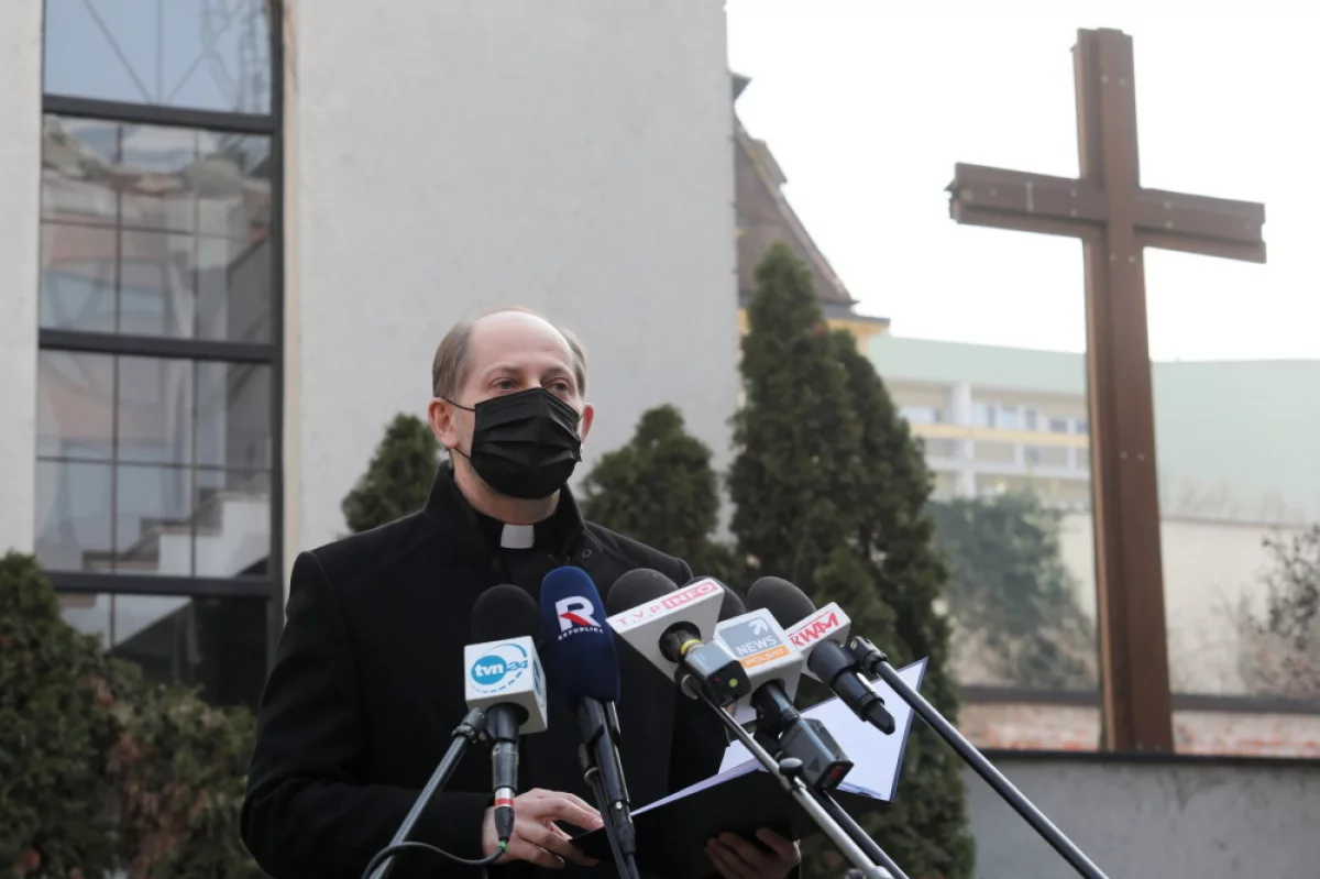 Apel o przestrzeganie zasad bezpieczeństwa podczas celebracji liturgicznych