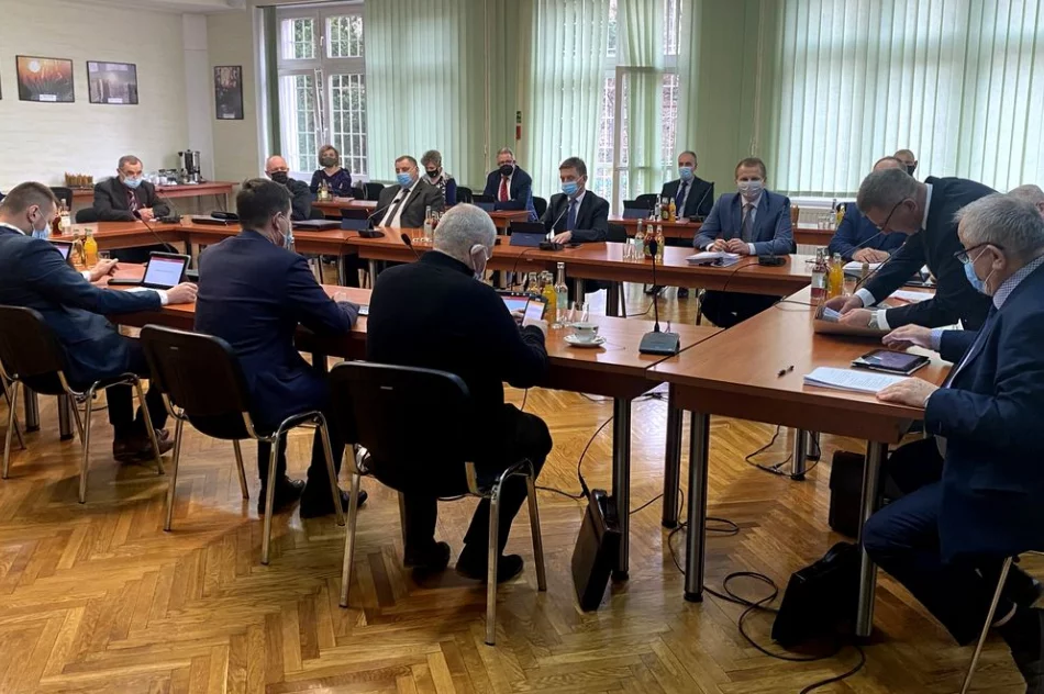 Informacja o XVII sesji Rady Gminy Limanowa  - zdjęcie 2